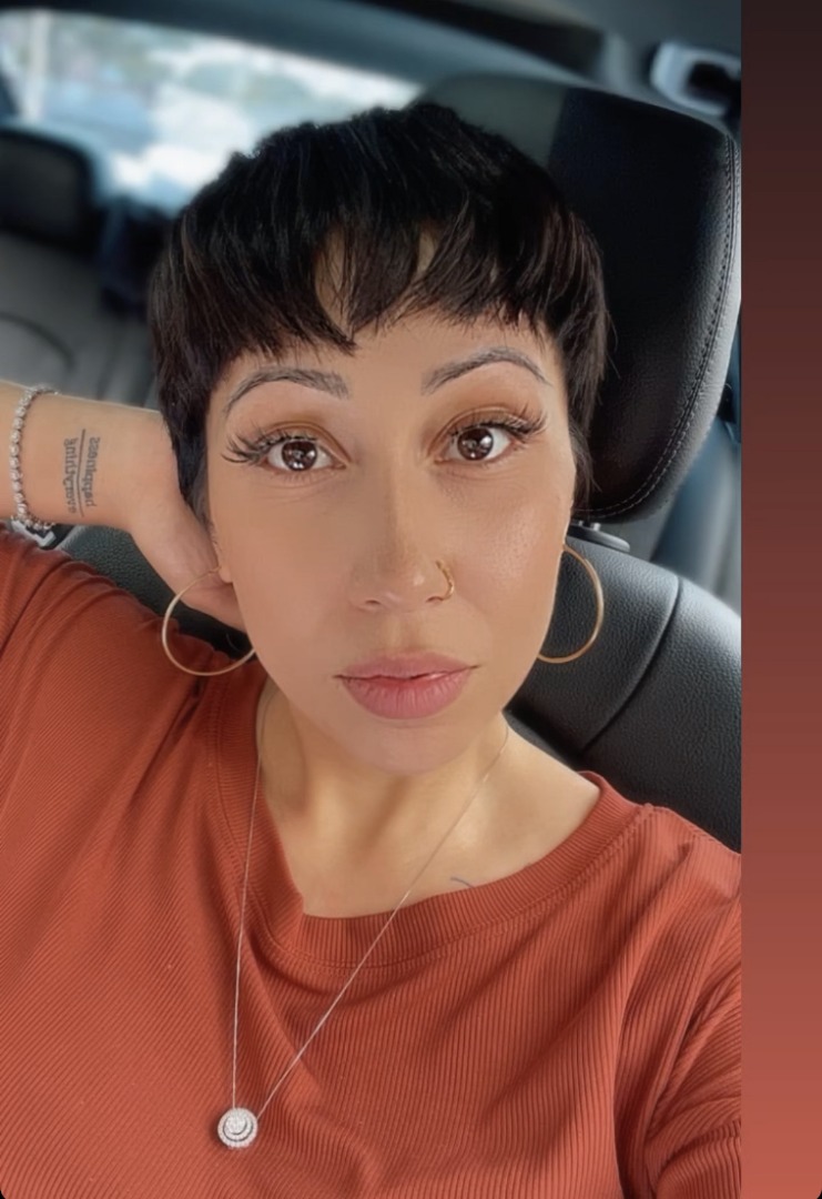 AMANDA CHAVEZ